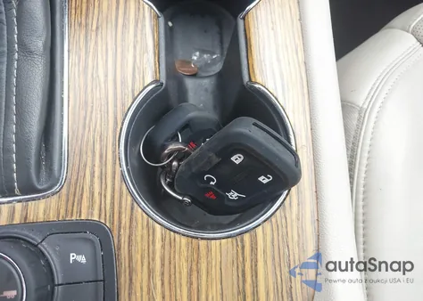 2017 GMC Acadia Denali z USA, uszkodzony, nr VIN 1GKKNPLS2HZ137436